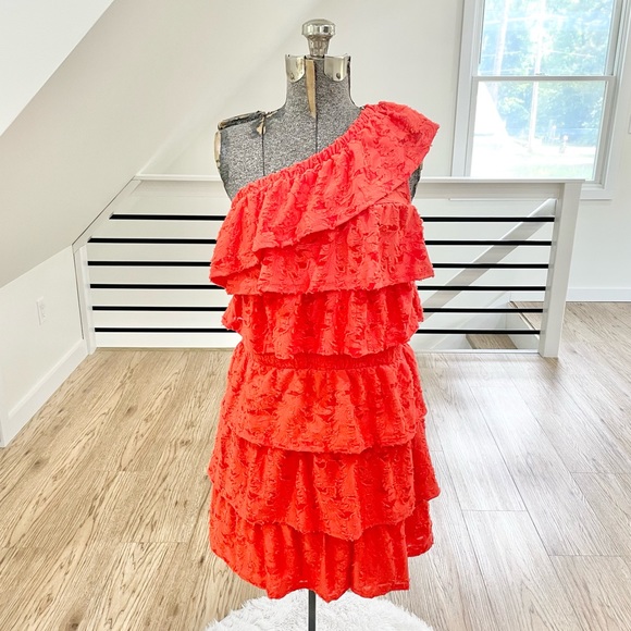 LC Lauren Conrad Dresses & Skirts - NWT S M XL LC Lauren Conrad Coral orange, one shoulder flowy midi dress